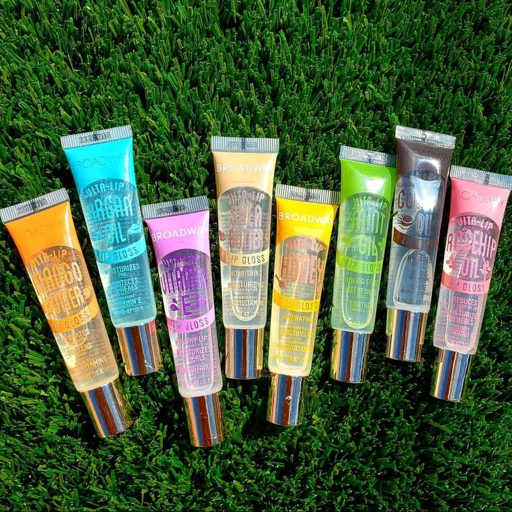 LIP GLOSS